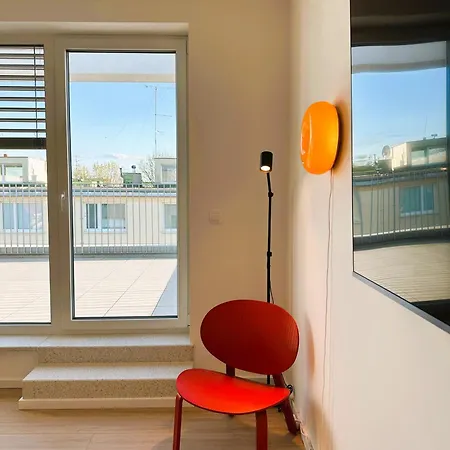 Top-floor Panorama Sunset Apartment Piest'any